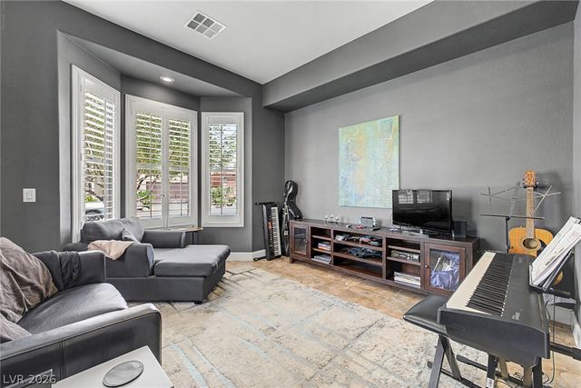 1045 Via Canale Drive, Henderson, NV 89011