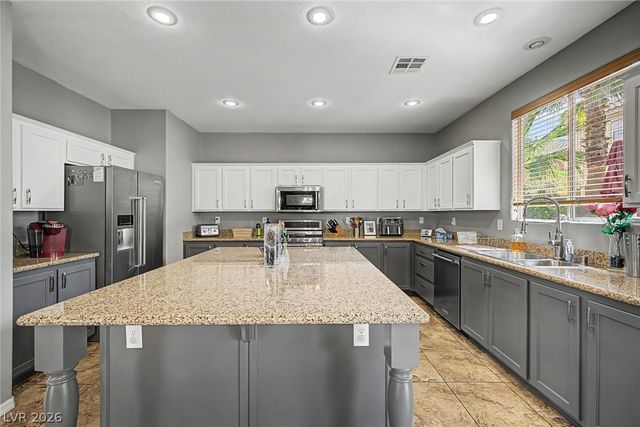 1045 Via Canale Drive, Henderson, NV 89011