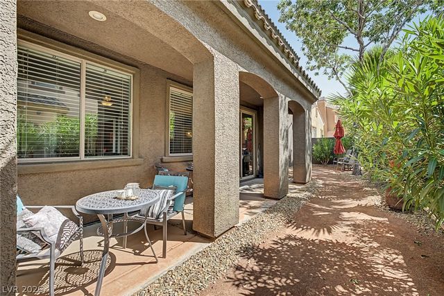 1045 Via Canale Drive, Henderson, NV 89011
