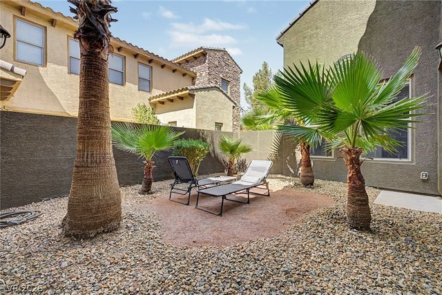 1045 Via Canale Drive, Henderson, NV 89011