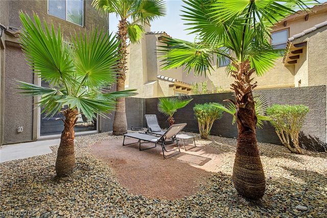 1045 Via Canale Drive, Henderson, NV 89011
