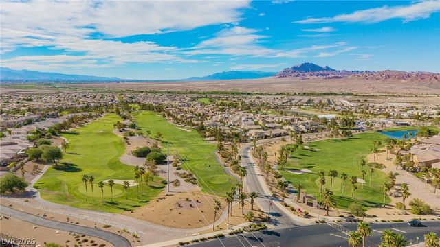 1045 Via Canale Drive, Henderson, NV 89011