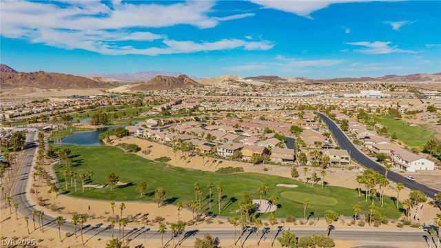 1045 Via Canale Drive, Henderson, NV 89011