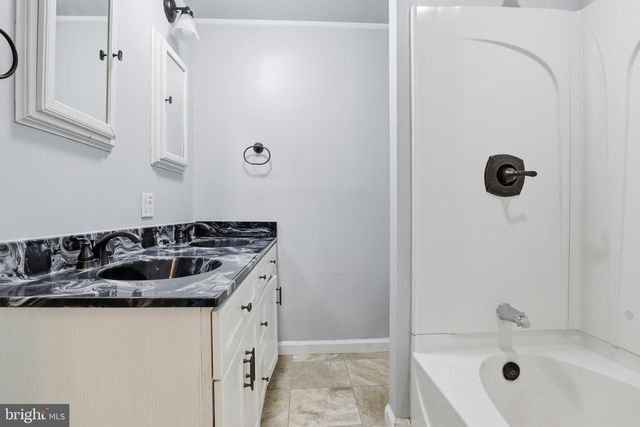 2530 MILL CREEK RD, Dover, PA 17315