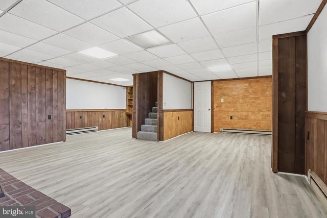 2530 MILL CREEK RD, Dover, PA 17315