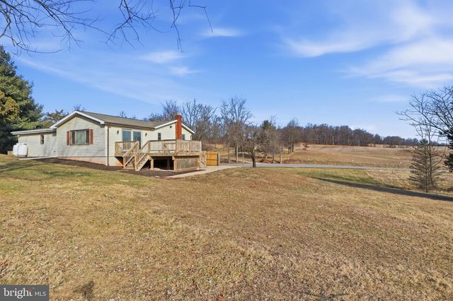 2530 MILL CREEK RD, Dover, PA 17315