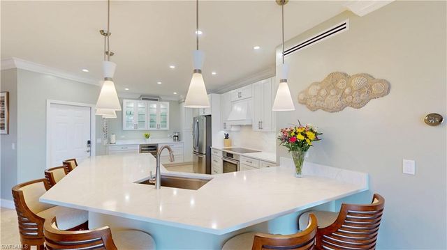 210 Waterside CIR 101, Marco Island, FL 34145