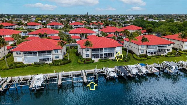 210 Waterside CIR 101, Marco Island, FL 34145
