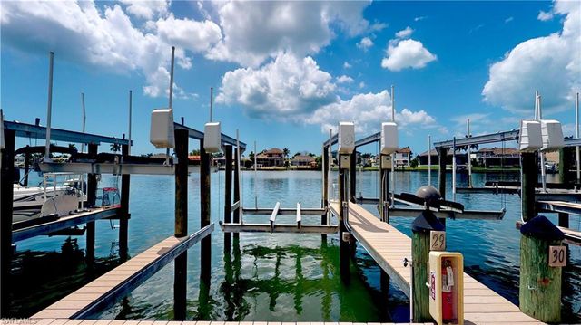 210 Waterside CIR 101, Marco Island, FL 34145