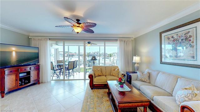 210 Waterside CIR 101, Marco Island, FL 34145