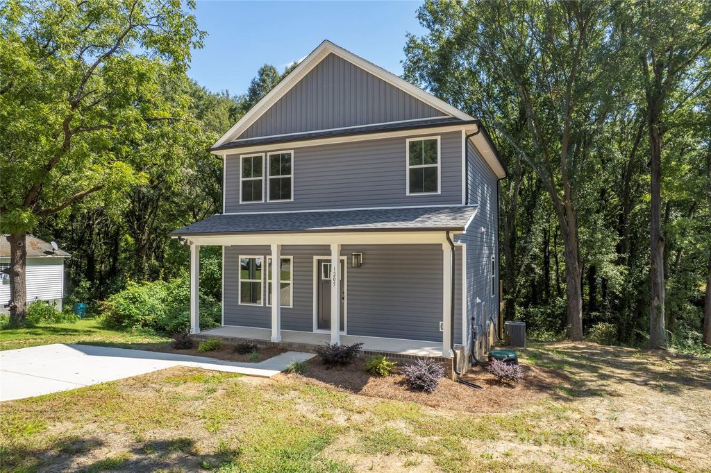 1205 W Mauney Avenue, Gastonia, NC 28052