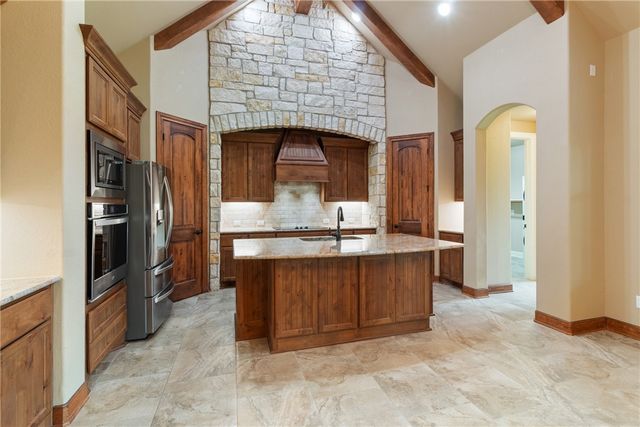 10040 Henley Cove, Iola, TX 77861