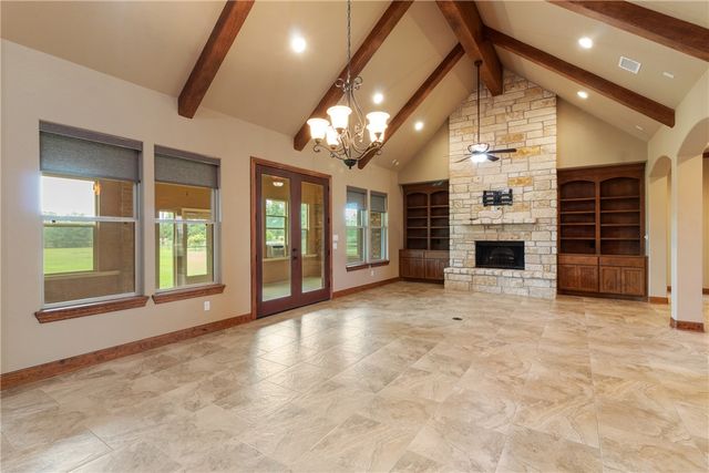 10040 Henley Cove, Iola, TX 77861
