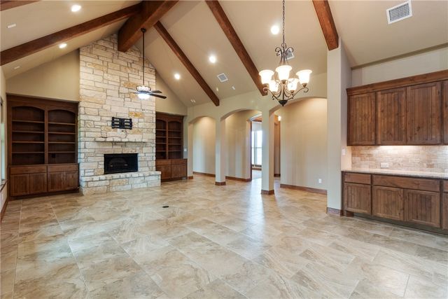 10040 Henley Cove, Iola, TX 77861