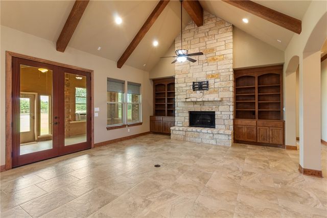 10040 Henley Cove, Iola, TX 77861