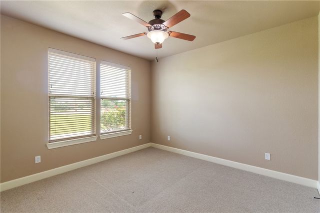 10040 Henley Cove, Iola, TX 77861