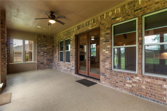 10040 Henley Cove, Iola, TX 77861