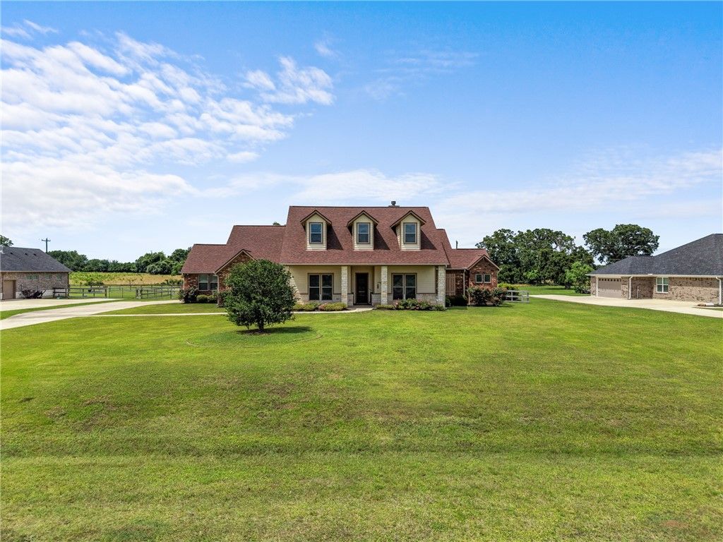 10040 Henley Cove, Iola, TX 77861 — photo 2