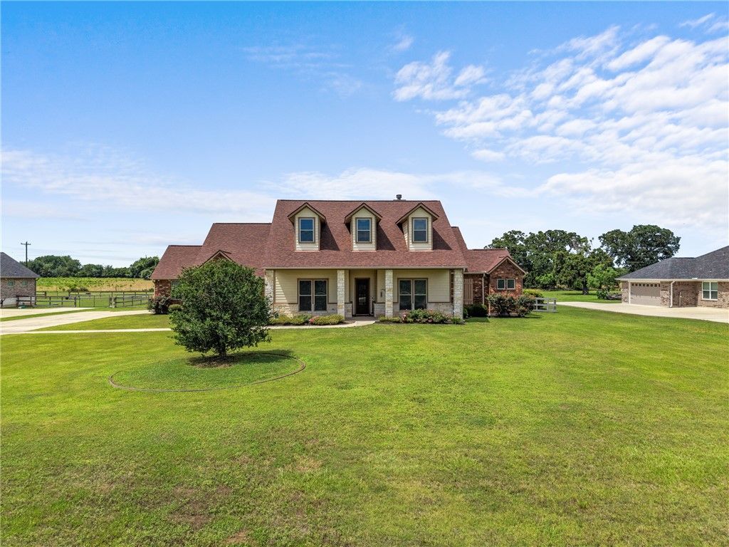 10040 Henley Cove, Iola, TX 77861 — photo 3