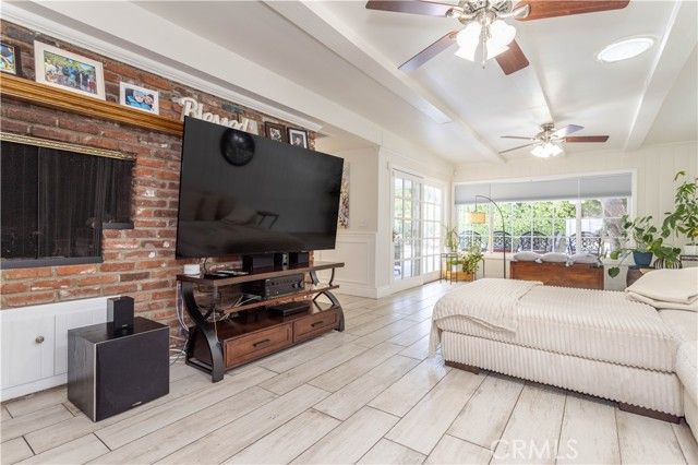 19308 Lemarsh Street, Northridge (los Angeles), CA 91324