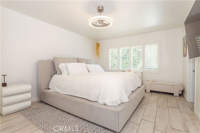 19308 Lemarsh Street, Northridge (los Angeles), CA 91324