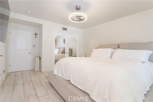 19308 Lemarsh Street, Northridge (los Angeles), CA 91324