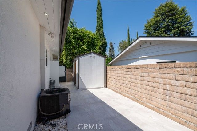 19308 Lemarsh Street, Northridge (los Angeles), CA 91324