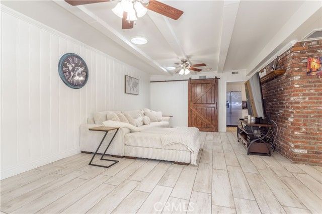 19308 Lemarsh Street, Northridge (los Angeles), CA 91324