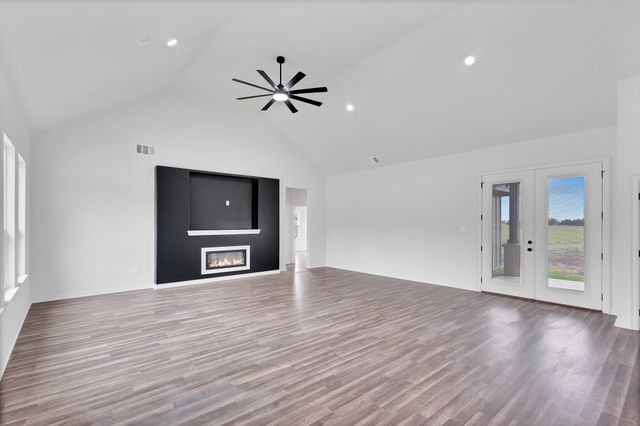 901 Old Maypearl Road, Waxahachie, TX 75167