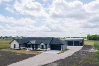 901 Old Maypearl Road, Waxahachie, TX 75167