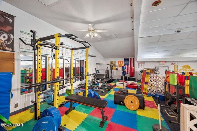 101 E Plaza Drive, Joplin, MO 64804