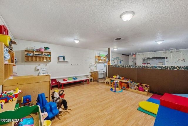 101 E Plaza Drive, Joplin, MO 64804