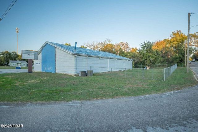 101 E Plaza Drive, Joplin, MO 64804