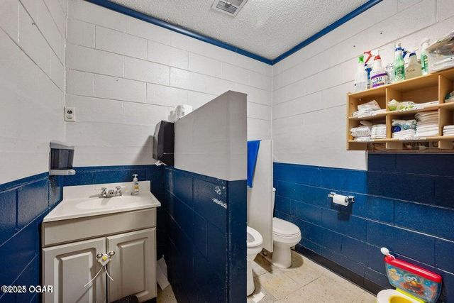 101 E Plaza Drive, Joplin, MO 64804