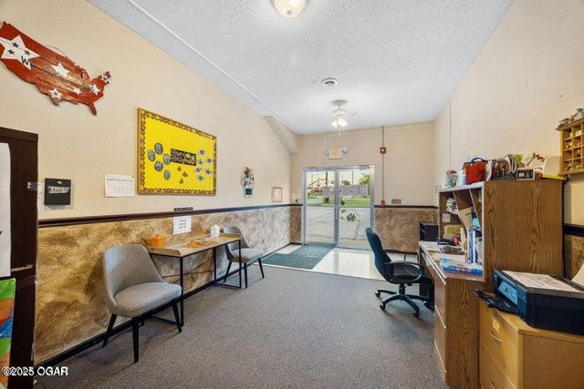 101 E Plaza Drive, Joplin, MO 64804