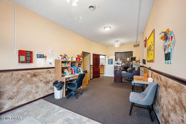 101 E Plaza Drive, Joplin, MO 64804