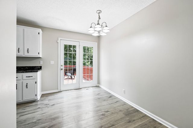 354 Donna Dr, Clarksville, TN 37042