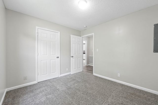 354 Donna Dr, Clarksville, TN 37042