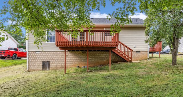 354 Donna Dr, Clarksville, TN 37042