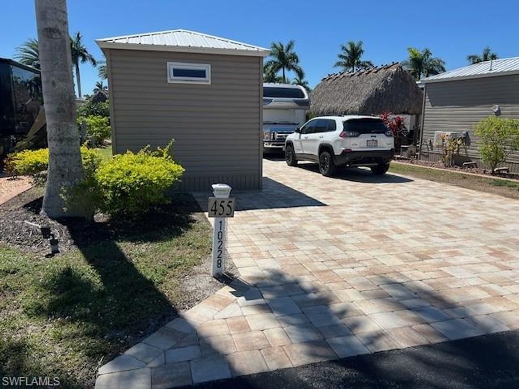 10228 Meadow Beauty TRL, FORT MYERS, FL 33905 — exterior