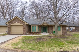 21329 Mulberry Court, Farmington Hills, MI 48336