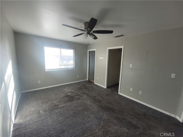 25064 Avenida Laredo, Barstow, CA 92311