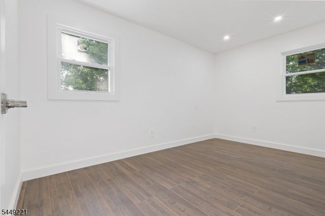 19 Cliffside Trl, Denville Twp., NJ 07834