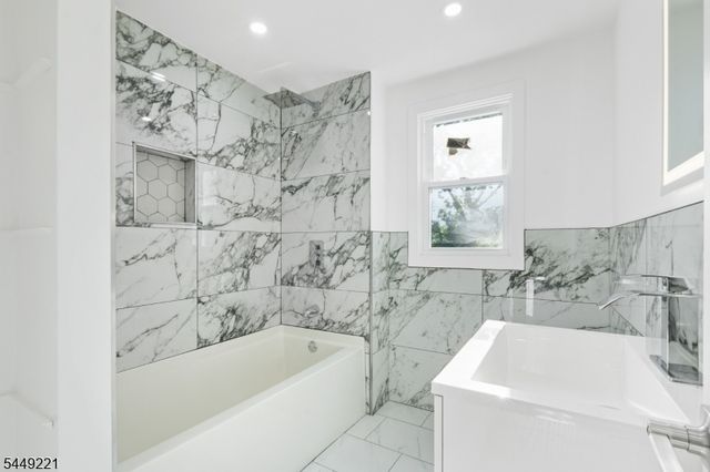 19 Cliffside Trl, Denville Twp., NJ 07834
