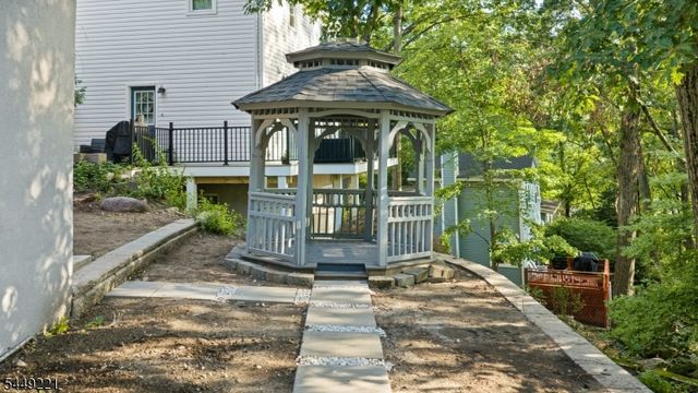 19 Cliffside Trl, Denville Twp., NJ 07834