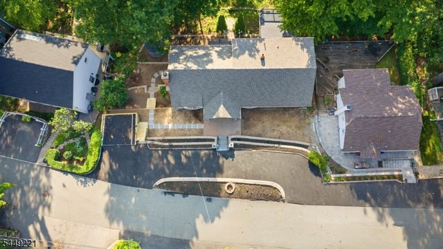 19 Cliffside Trl, Denville Twp., NJ 07834