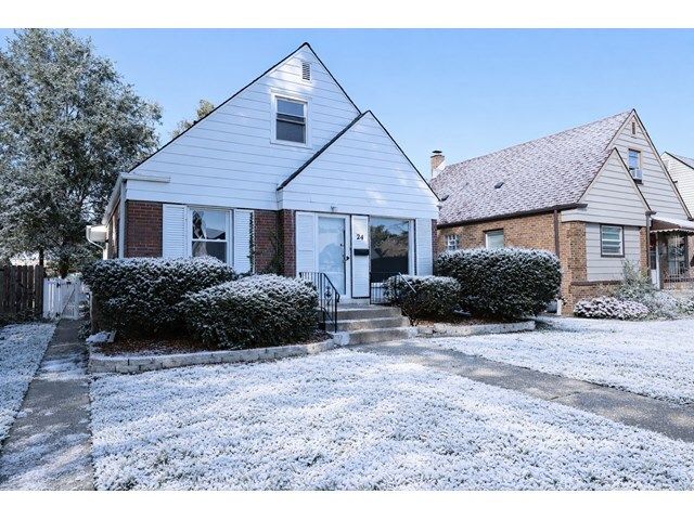 24 166th Place, Calumet City, IL 60409