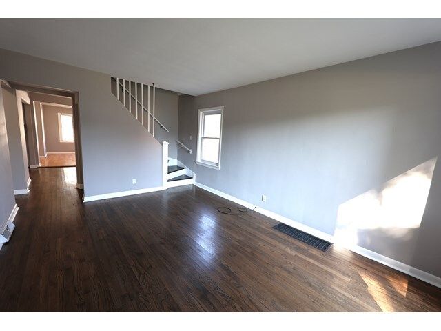 24 166th Place, Calumet City, IL 60409