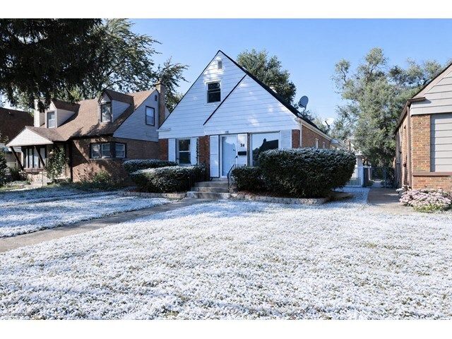 24 166th Place, Calumet City, IL 60409