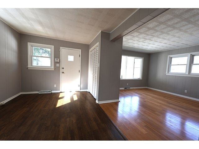 24 166th Place, Calumet City, IL 60409